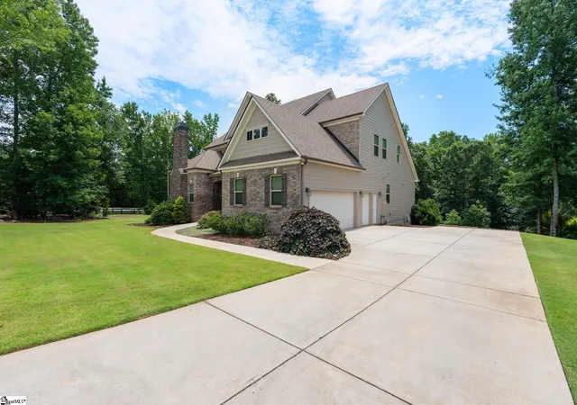 Homes for sale in Travelers Rest, SC | 156 Grassy Meadow Dr, Travelers Rest, SC 29690 | MLS# 1597113