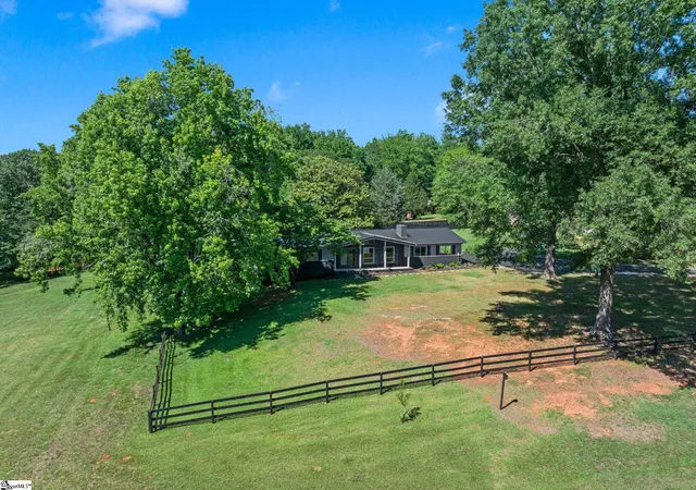 2nd image of 1064 Knollwood Acres Dr, Boiling Springs, SC 29316 | MLS# 1594294
