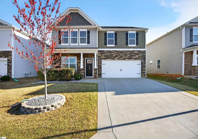 Homes for sale in Greer, SC | 102 Preservation Dr, Greer, SC 29650 | MLS# 1592637