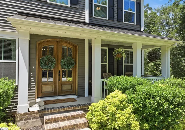 Photo 3 of Single family home for sale at 36 Modesto Ln, Simpsonville, SC 29681 | MLS# 1598454 | Listing updated on 2026-08-27