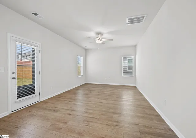 Photo 3 of Single family home for sale at 12023 Lansbury Dr, Inman, SC 29349 | MLS# 1601556 | Listing updated on 2026-09-12