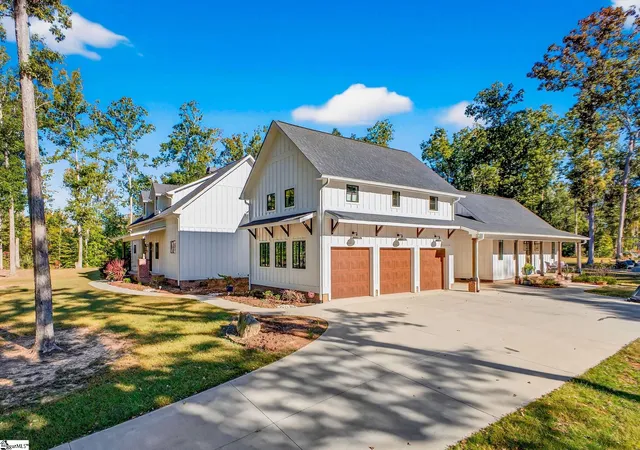 Photo 3 of Single family home for sale at 123 Southern Rd, Belton, SC 29627 | MLS# 1591081 | Listing updated on 2026-07-23