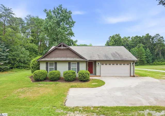 Photo 1 of Single family home for sale at 2180 Tigerville Rd, Travelers Rest, SC 29690 | MLS# 1600163 | Listing updated on 2026-08-27