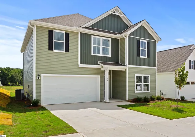 Photo 4 of Single family home for sale at 16 Red Bank Rd, Simpsonville, SC 29681 | MLS# 1598824 | Listing updated on 2026-08-16