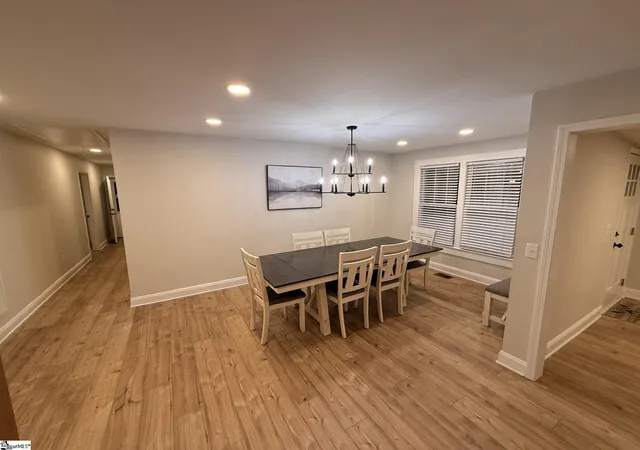 Photo 4 of Single family home for sale at 653 Enoree Rd, Travelers Rest, SC 29690 | MLS# 1590609 | Listing updated on 2026-08-18