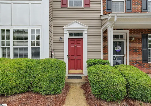 Photo 2 of Townhouse for sale at 505 Fagin Cir, Mauldin, SC 29662 | MLS# 1597763 | Listing updated on 2026-09-06