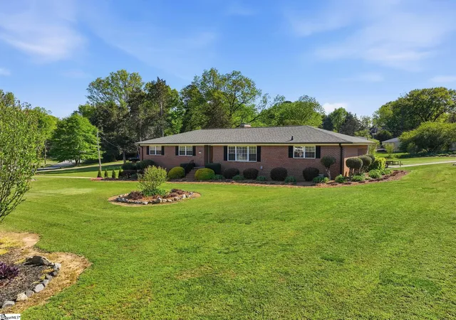 Homes for sale in Mauldin, SC | 300 Bethel Dr, Mauldin, SC 29662 | MLS# 1587902