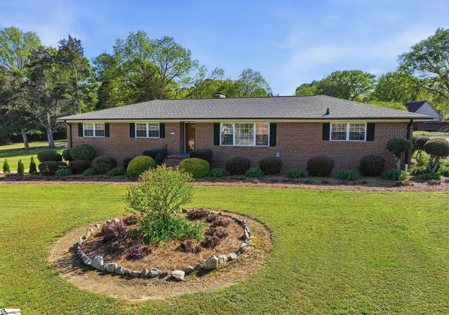 Homes for sale in Mauldin, SC | 300 Bethel Dr, Mauldin, SC 29662 | MLS# 1587902