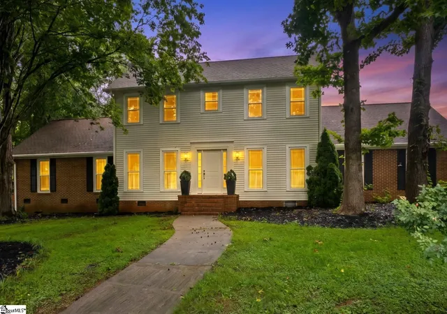 Photo 1 of Single family home for sale at 114 Woodhill Ln, Simpsonville, SC 29681 | MLS# 1597858 | Listing updated on 2026-10-01