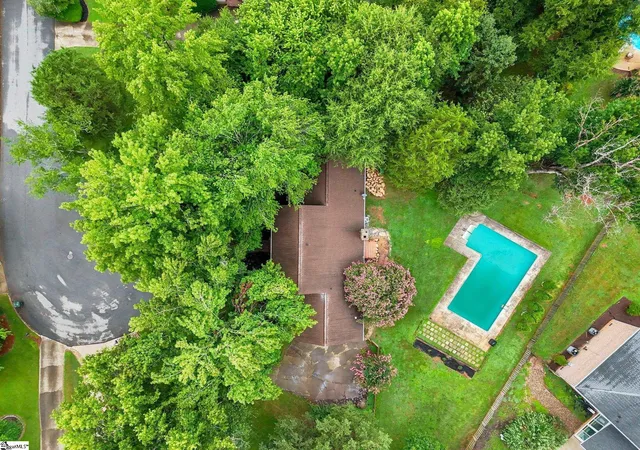 Photo 3 of Single family home for sale at 114 Woodhill Ln, Simpsonville, SC 29681 | MLS# 1597858 | Listing updated on 2026-10-01