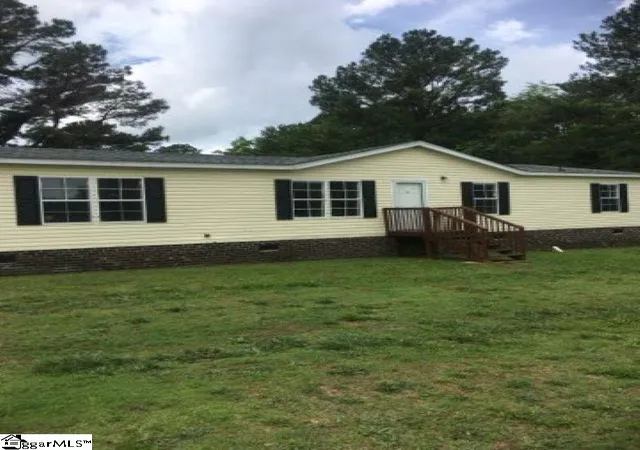 Manufactured home for sale at 102 Nina Cir, Anderson, SC 29626 | MLS# 1593067