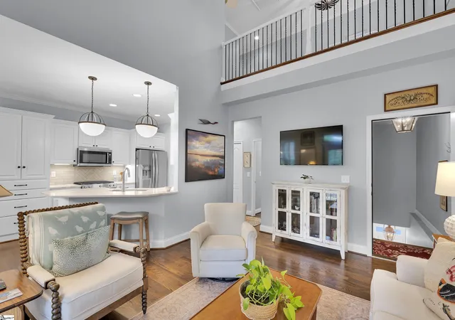 Listing Photo 5 - Condo for sale in building located at 15 A Edge Ct, Greenville, SC 29609 - Unit #Unit A