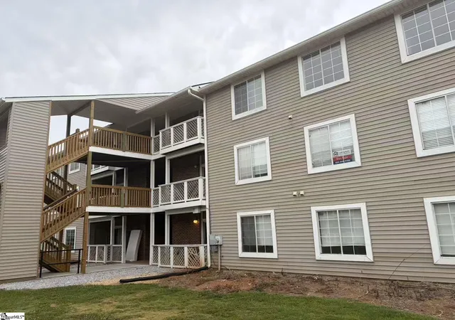 Homes for sale in Clemson, SC | 220 Elm St #Unit 523, Clemson, SC 29361 | MLS# 1594813
