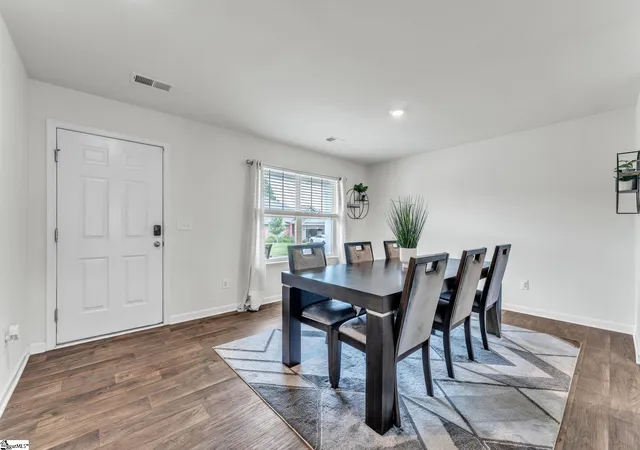 Photo 3 of Single family home for sale at 208 Bracken Woods Wy, Piedmont, SC 29673 | MLS# 1599213 | Listing updated on 2026-10-01