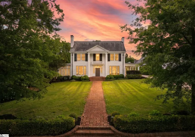 Photo 3 of Single family home for sale at 18 Sirrine Dr, Greenville, SC 29605 | MLS# 1597923 | Listing updated on 2026-09-09