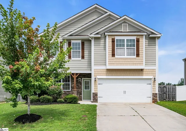 Photo 1 of Single family home for sale at 217 Lake Grove Rd, Simpsonville, SC 29681 | MLS# 1599326 | Listing updated on 2026-09-22