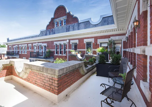 Condo for sale at 400 E Washington St #15, Greenville, SC 29601 | MLS# 1568602 | Listing updated on 2025-12-01