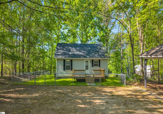 3rd image of 425 Cochise Dr, Waterloo, SC 29384 | MLS# 1589006