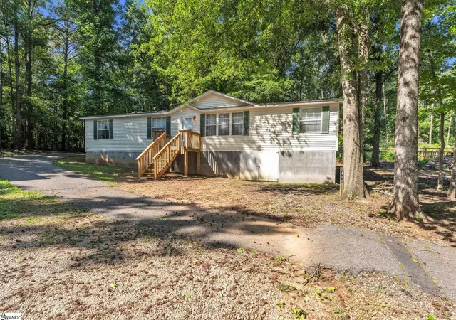 Photo 2 of Manufactured home for sale at 7401 Hwy 24, Townville, SC 29689 | MLS# 1598541 | Listing updated on 2026-07-22