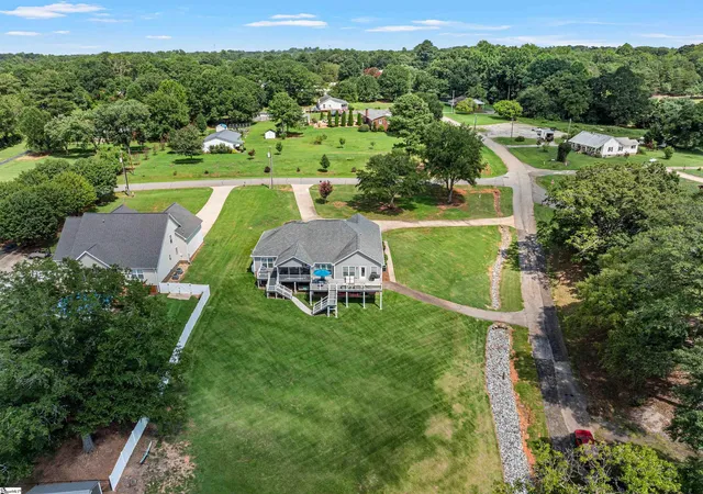 Photo 2 of Single family home for sale at 105 Michelle Dr, Chesnee, SC 29323 | MLS# 1600908 | Listing updated on 2026-08-31