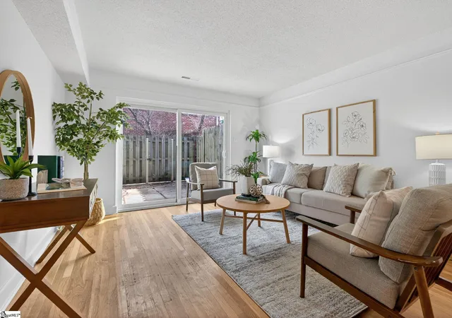 Homes for sale in Greenville, SC | 2530 E North St #Unit 14-K, Greenville, SC 29615 | MLS# 1575311
