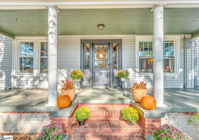 2nd image of 308 N Main St, Travelers Rest, SC 29690 | MLS# 1579856