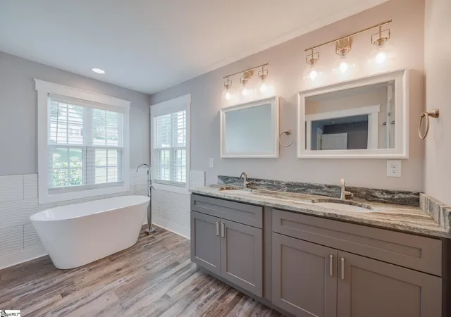 Photo 3 of Single family home for sale at 110 Equestrian Trl, Easley, SC 29642 | MLS# 1601409 | Listing updated on 2026-08-20
