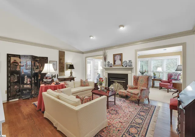 Photo 3 of Sale Pending at 1270 Shadow Wy, Greenville, SC 29615 | MLS# 1599904 | Listing updated on 2026-08-14