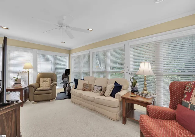 Photo 4 of Sale Pending at 1270 Shadow Wy, Greenville, SC 29615 | MLS# 1599904 | Listing updated on 2026-08-14
