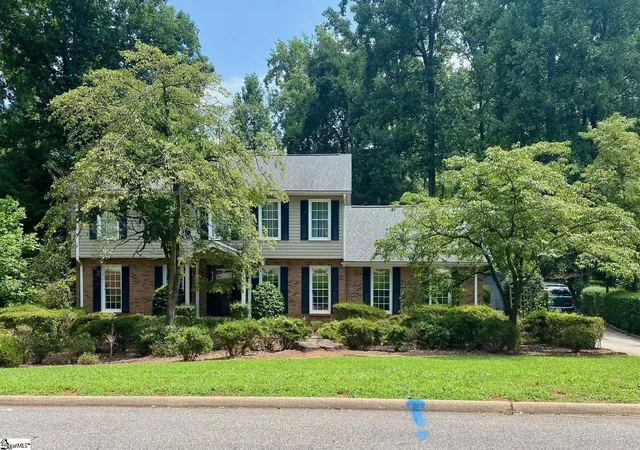 Photo 2 of Single family home for sale at 501 Foxcroft Rd, Greenville, SC 29615 | MLS# 1599167 | Listing updated on 2026-09-18