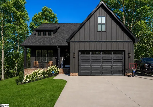 Photo 1 of Single family home for sale at 26 Birch Tree Rd, Greer, SC 29651 | MLS# 1579845 | Listing updated on 2026-07-11