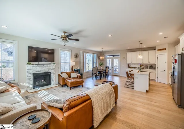 Photo 3 of Single family home for sale at 26 Birch Tree Rd, Greer, SC 29651 | MLS# 1579845 | Listing updated on 2026-07-11