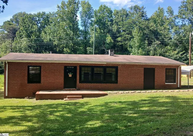 Photo 1 of Single family home for sale at 10774 Hwy 11, Campobello, SC 29322 | MLS# 1598811 | Listing updated on 2026-10-05