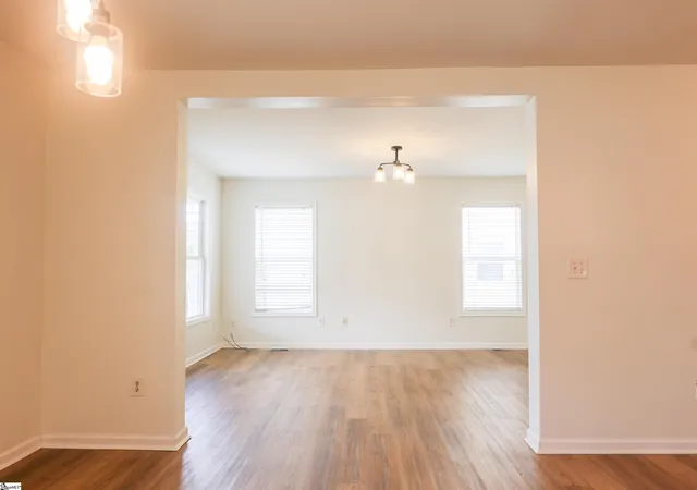 4th image of 12 Fleming St, Greenville, SC 29607 | MLS# 1597515
