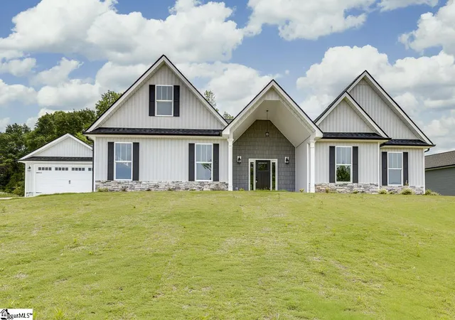 1st image of 110 Hintons Farms Dr, Easley, SC 29640 | MLS# 1592169
