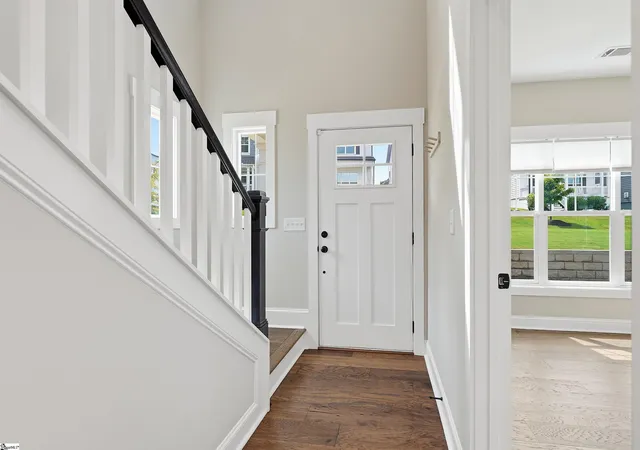 Photo 4 of Single family home for sale at 134 Lilia Hill Cir, Greenville, SC 29607 | MLS# 1600182 | Listing updated on 2026-09-04