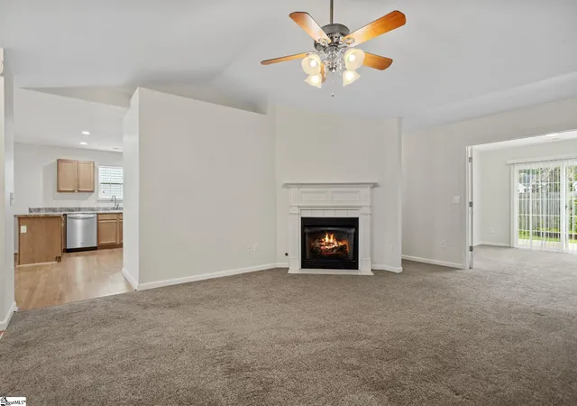 Photo 2 of Single family home for sale at 117 Ivy Trellis Ct, Simpsonville, SC 29681 | MLS# 1598763 | Listing updated on 2026-09-25