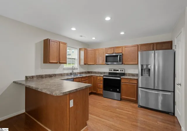 Photo 3 of Single family home for sale at 117 Ivy Trellis Ct, Simpsonville, SC 29681 | MLS# 1598763 | Listing updated on 2026-09-25