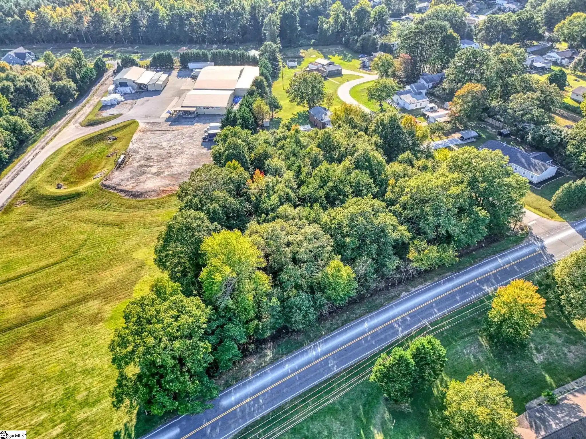 Photo 1 of Land for sale at 00000 Paris View Dr, Taylors, SC 29687 | MLS# 1607448 | Listing updated on 2026-10-22