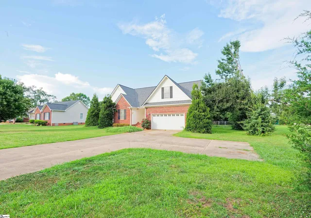 Photo 3 of Single family home for sale at 3652 New Cut Rd, Inman, SC 29349 | MLS# 1597645 | Listing updated on 2026-09-16
