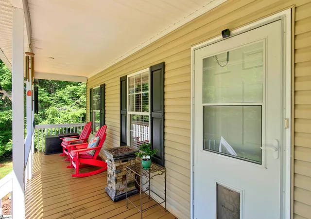 Homes for sale in Travelers Rest, SC | 208 Valley Rd, Travelers Rest, SC 29690 | MLS# 1595413