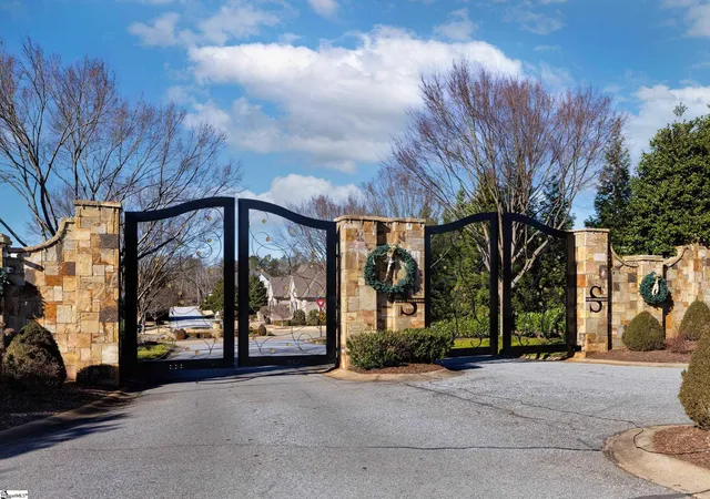 Photo 3 of Land for sale at 309 Chafford Ct, Simpsonville, SC 29681 | MLS# 1580038 | Listing updated on 2026-10-01