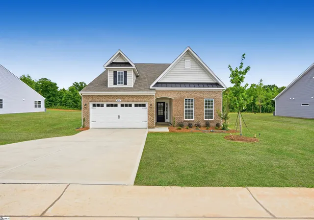 Homes for sale in Enoree, SC | 410 Adhurst Dr, Enoree, SC 29335 | MLS# 1596282