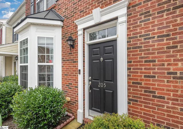 Photo 2 of Townhouse for sale at 205 Bedwin Ct, Mauldin, SC 29662 | MLS# 1599237 | Listing updated on 2026-08-24