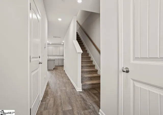 Photo 4 of Sale Pending at 115 Derwent Trl #lot 45, Greenville, SC 29605 | MLS# 1599303 | Listing updated on 2026-09-02