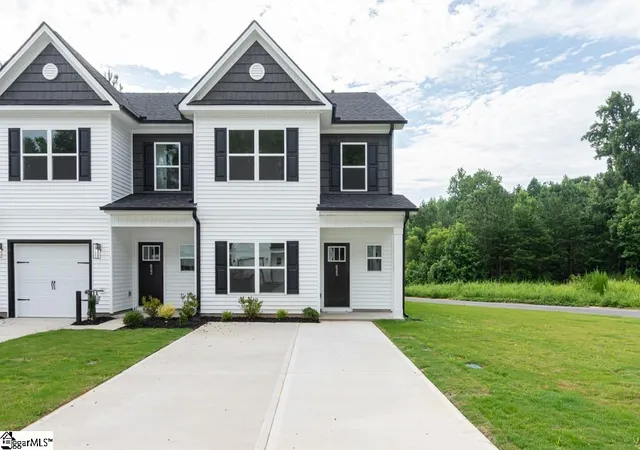 Homes for sale in Roebuck, SC | 625 Farcroft Trl #Lot 37, Roebuck, SC 29376 | MLS# 1585104