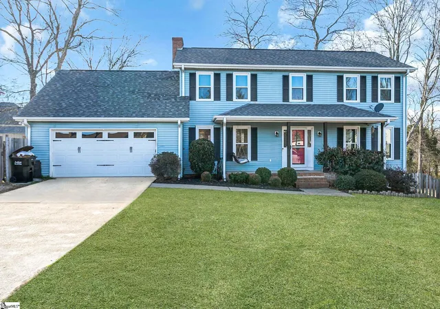 Photo 1 of Single family home for sale at 5 Foxtrail Ct, Simpsonville, SC 29680 | MLS# 1579200 | Listing updated on 2026-09-11