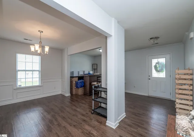 Photo 3 of Single family home for sale at 611 Willow Bank Lndg, Moore, SC 29369 | MLS# 1600863 | Listing updated on 2026-08-25