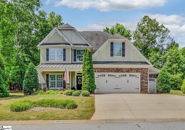 Photo 1 of Single family home for sale at 3 Morton Grove Ln, Simpsonville, SC 29681 | MLS# 1598386 | Listing updated on 2026-10-09