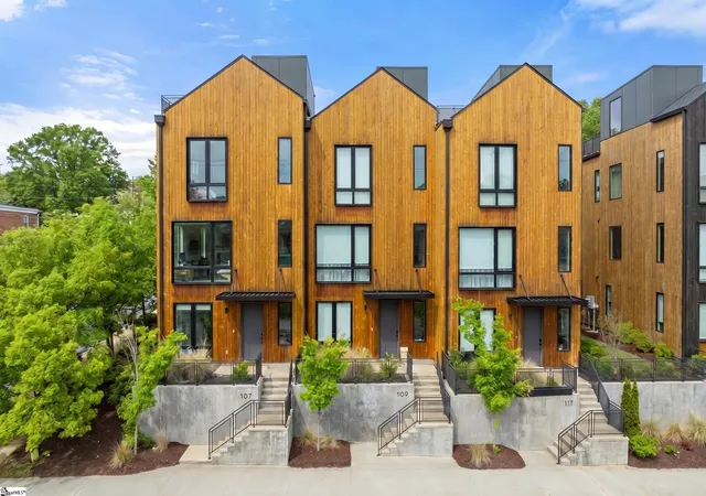 1st image of 107 East Stone Ave, Greenville, SC 29609 | MLS# 1588687